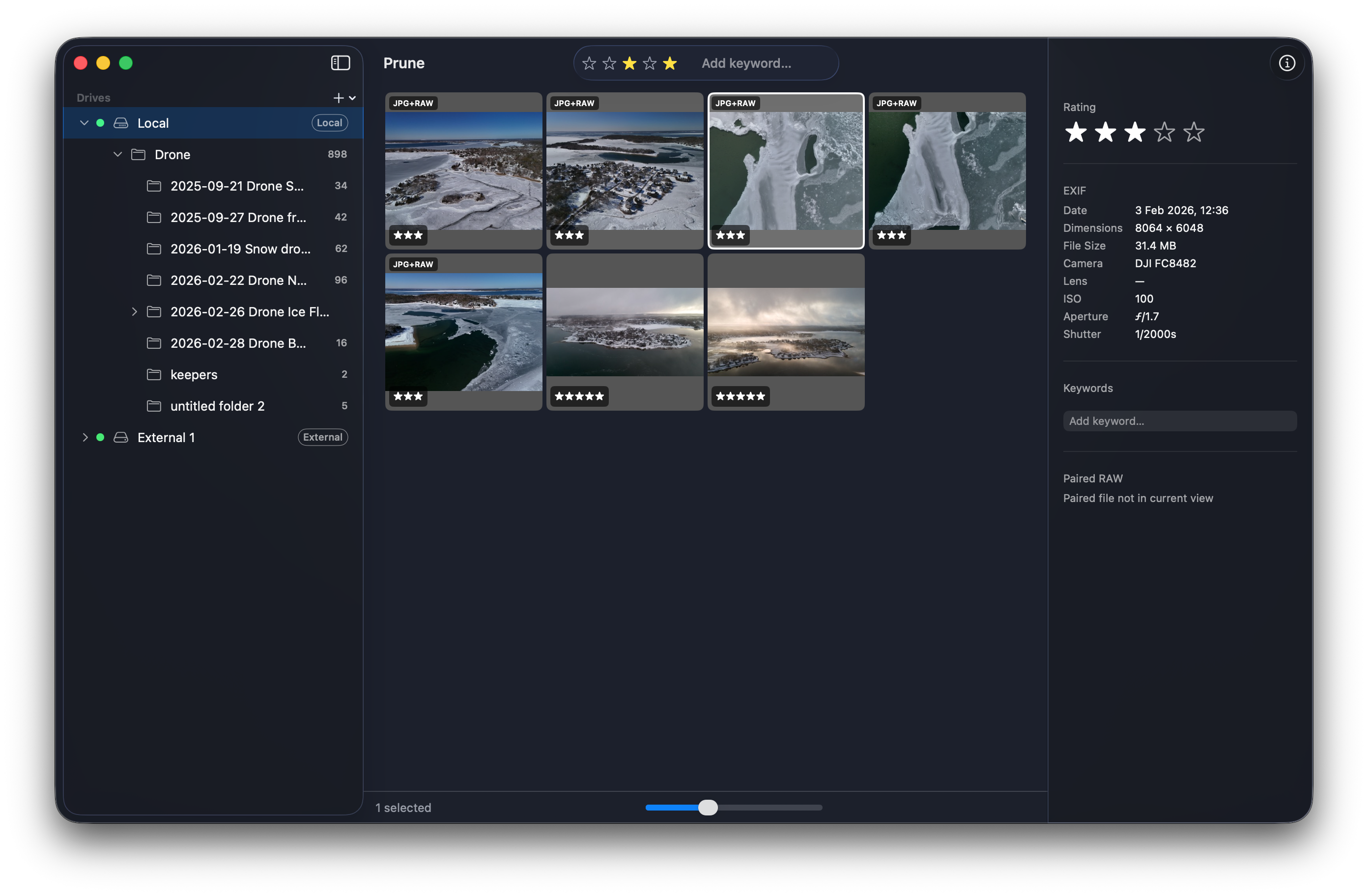 The grid filtered to 3-star photos with the 3-star filter active in the toolbar and the inspector open